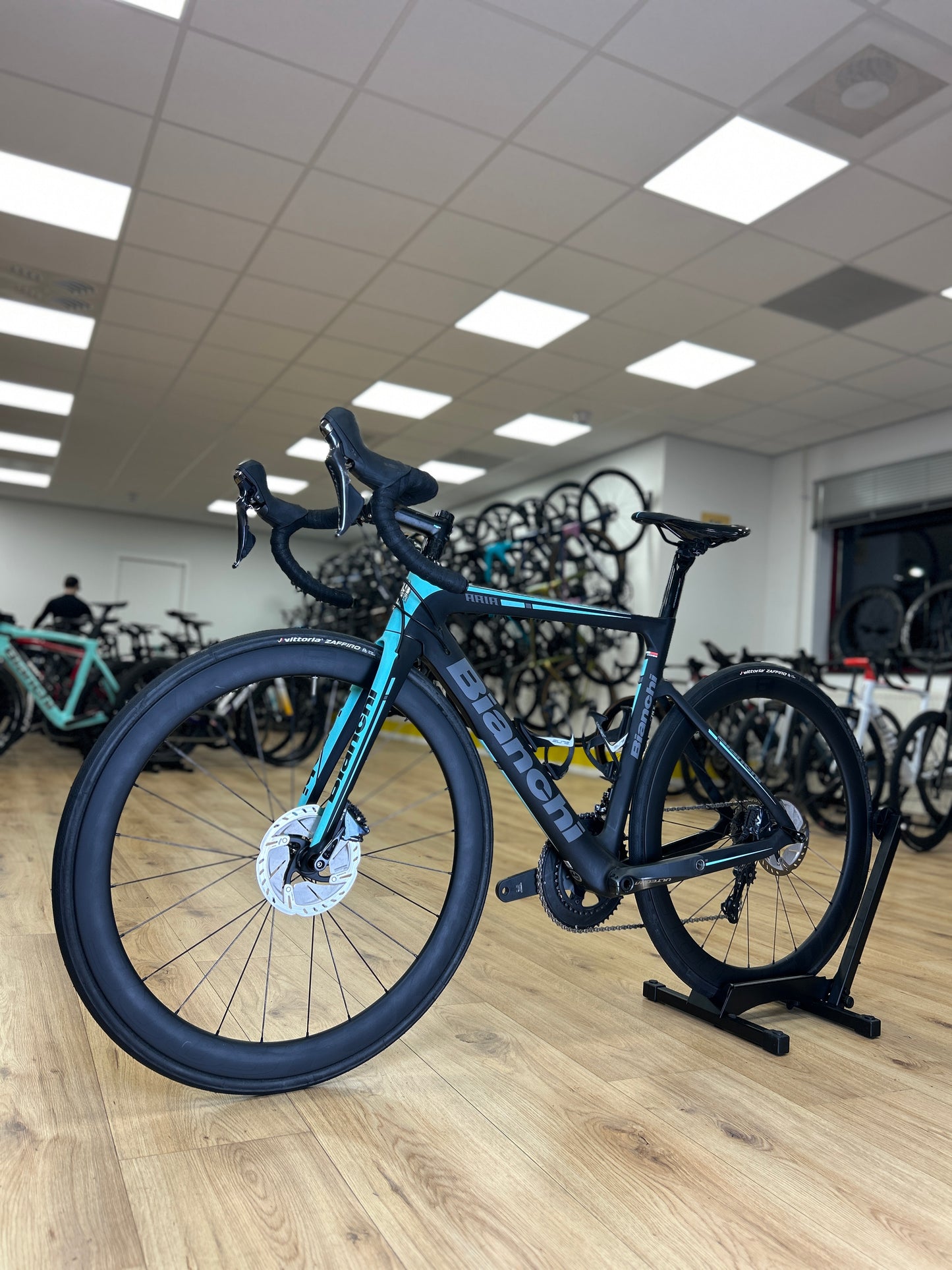Bianchi Aria Disc Carbon Racefiets