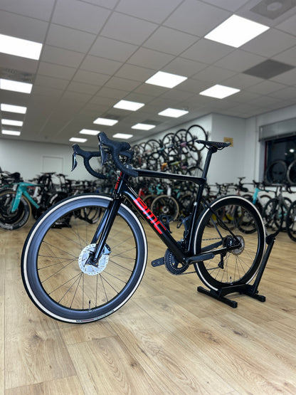 BMC Teammachine SLR02 Di2 Carbon Road Bike