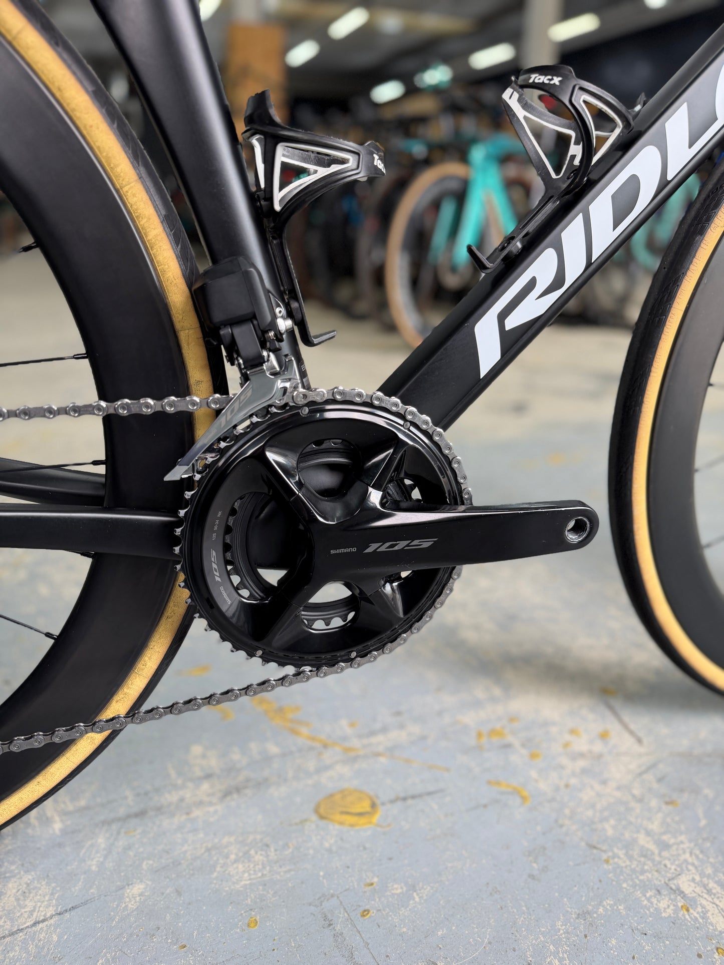 Ridley Noah Di2 Carbon Road Bike