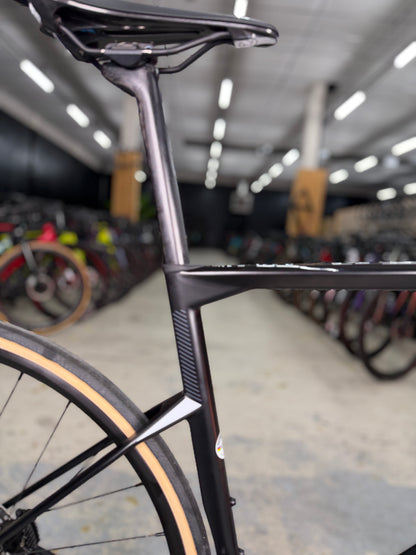 NIEUW BMC Roadmachine Five Di2 Carbon Racefiets