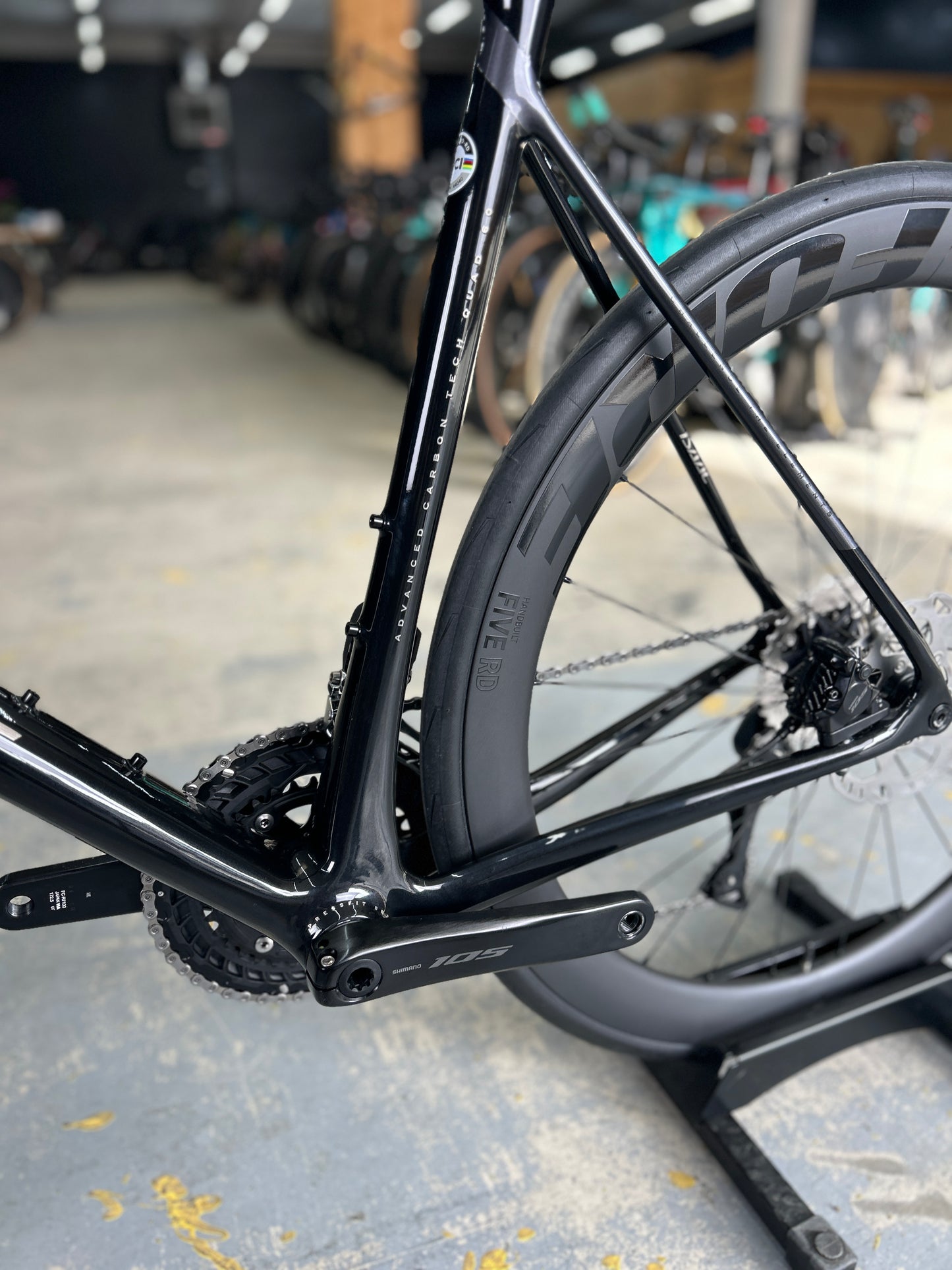NEW Isaac Element Di2 Carbon Road Bike