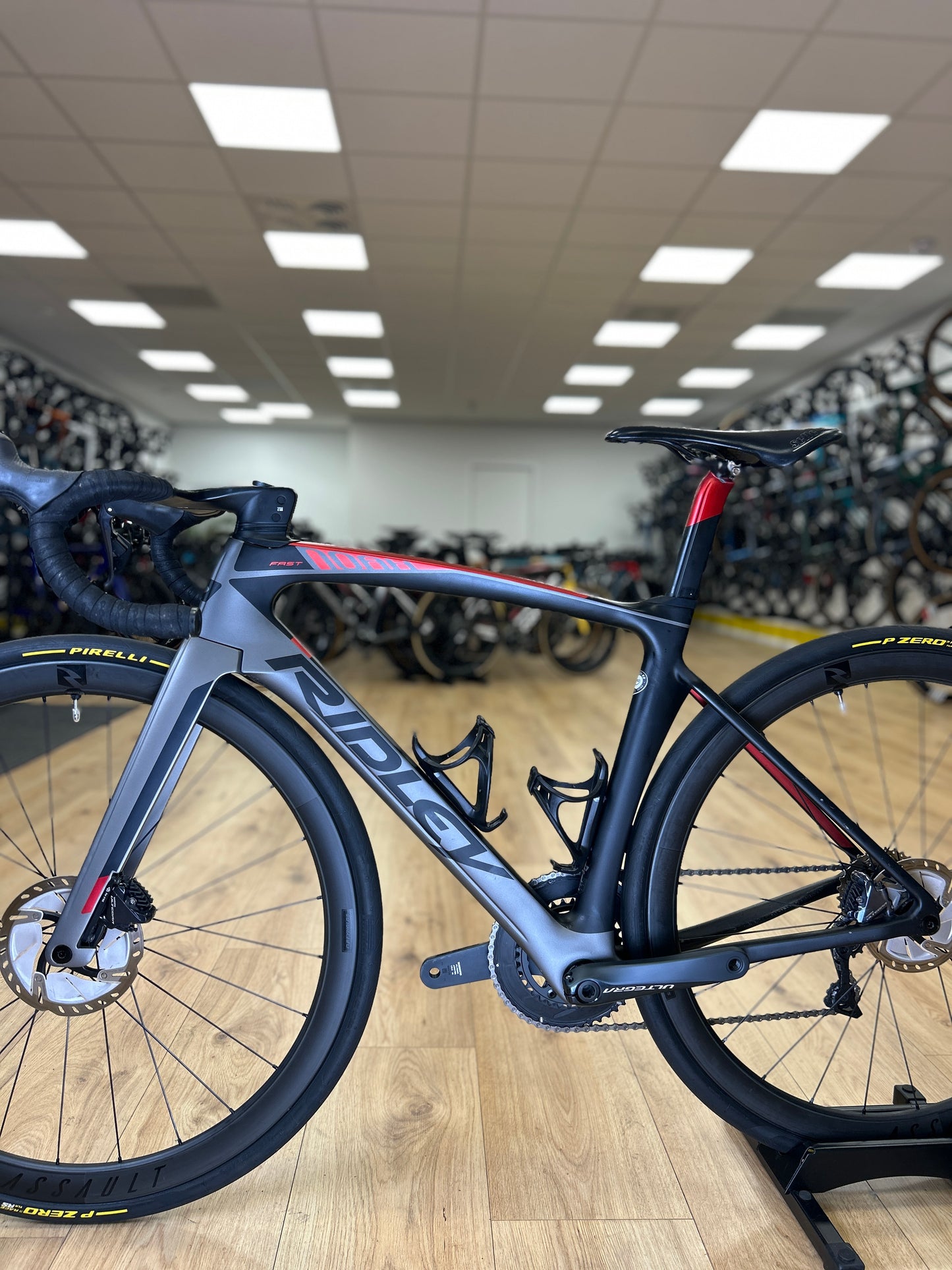 Ridley Noah Fast Disc Di2 Carbon Racefiets