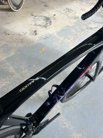 Trek Domane SL4 Di2 Carbon Road Bike