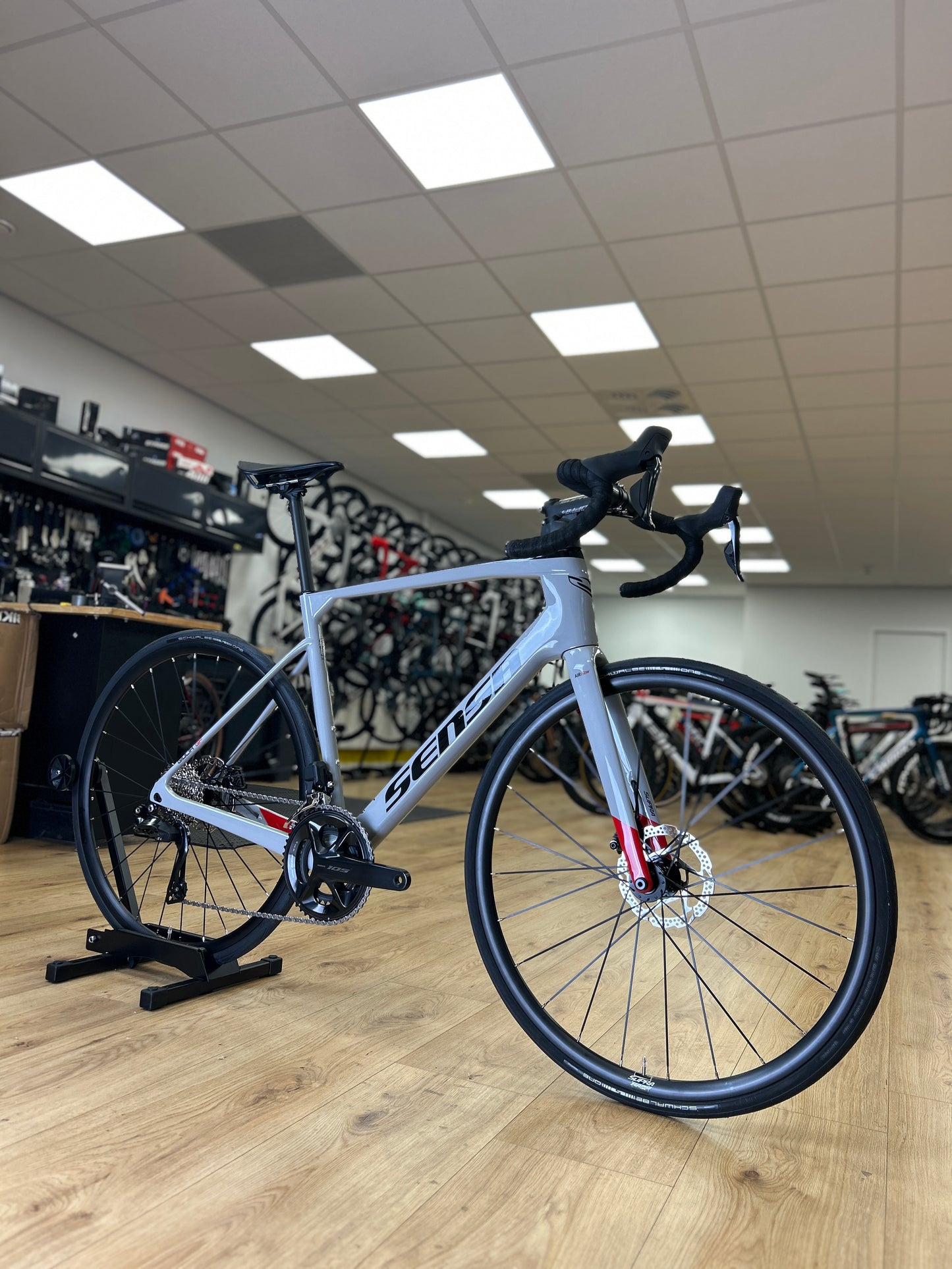 0km Showroom Model Sensa Giulia Di2 Carbon Racefiets