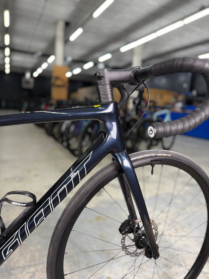 Giant TCR Advanced Di2 Carbon Racefiets