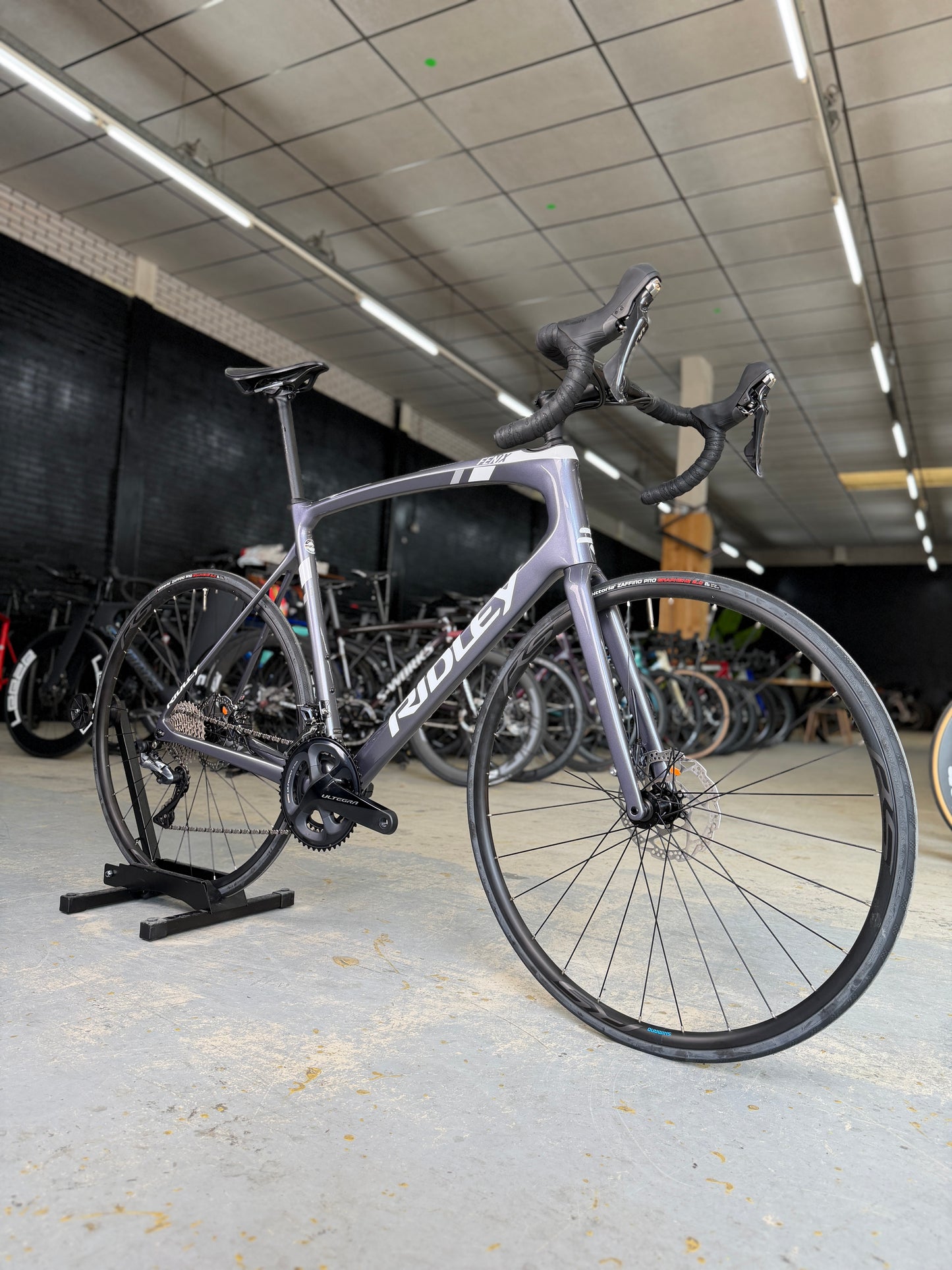 NIEUW Ridley Fenix Carbon Racefiets