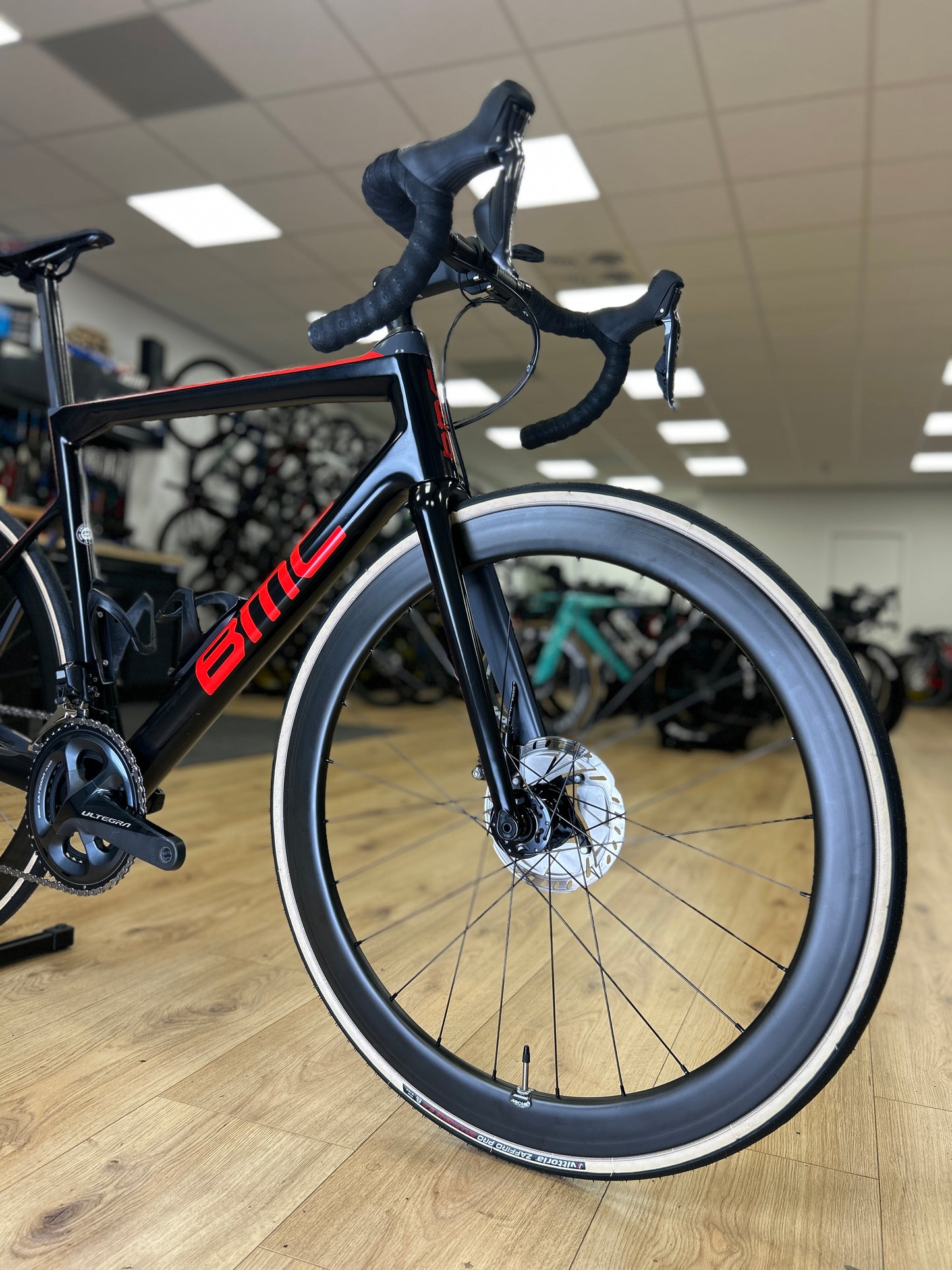 BMC Teammachine SLR02 Di2 Carbon Road Bike