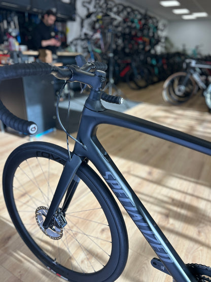 Specialized Roubaix Expert Di2 Carbon Road Bike