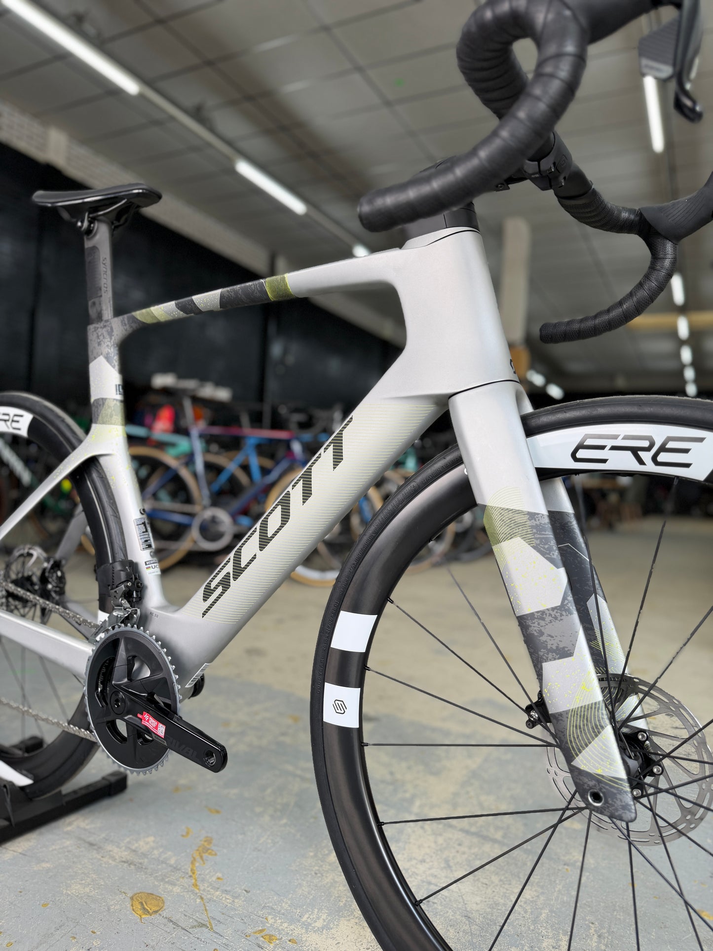 Showroom Model Scott Foil RC30 AXS Carbon Racefiets