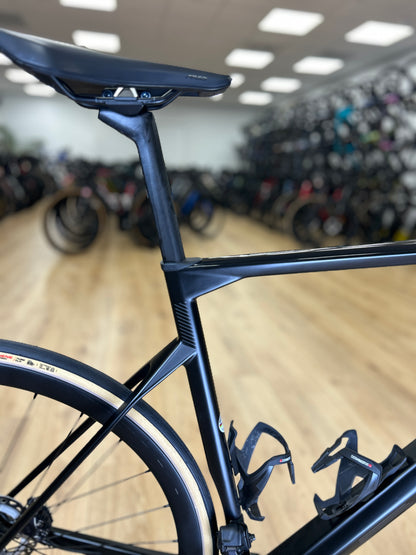 BMC Roadmachine 01 Di2 Carbon Racefiets