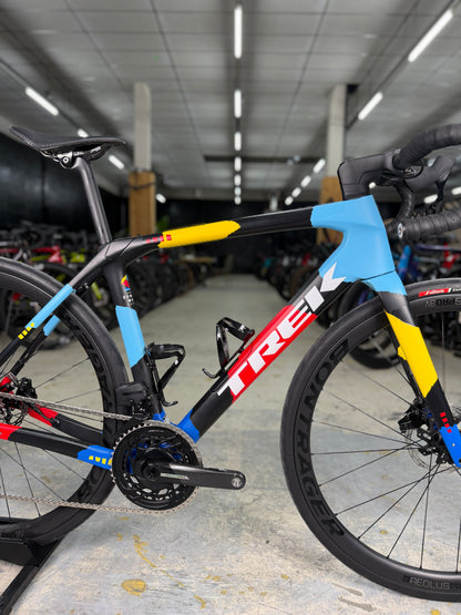 Trek Domane SLR AXS Carbon Racefiets