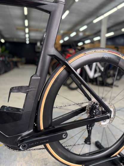 BMC Timemachine ROAD 01 Di2 Carbon Racefiets