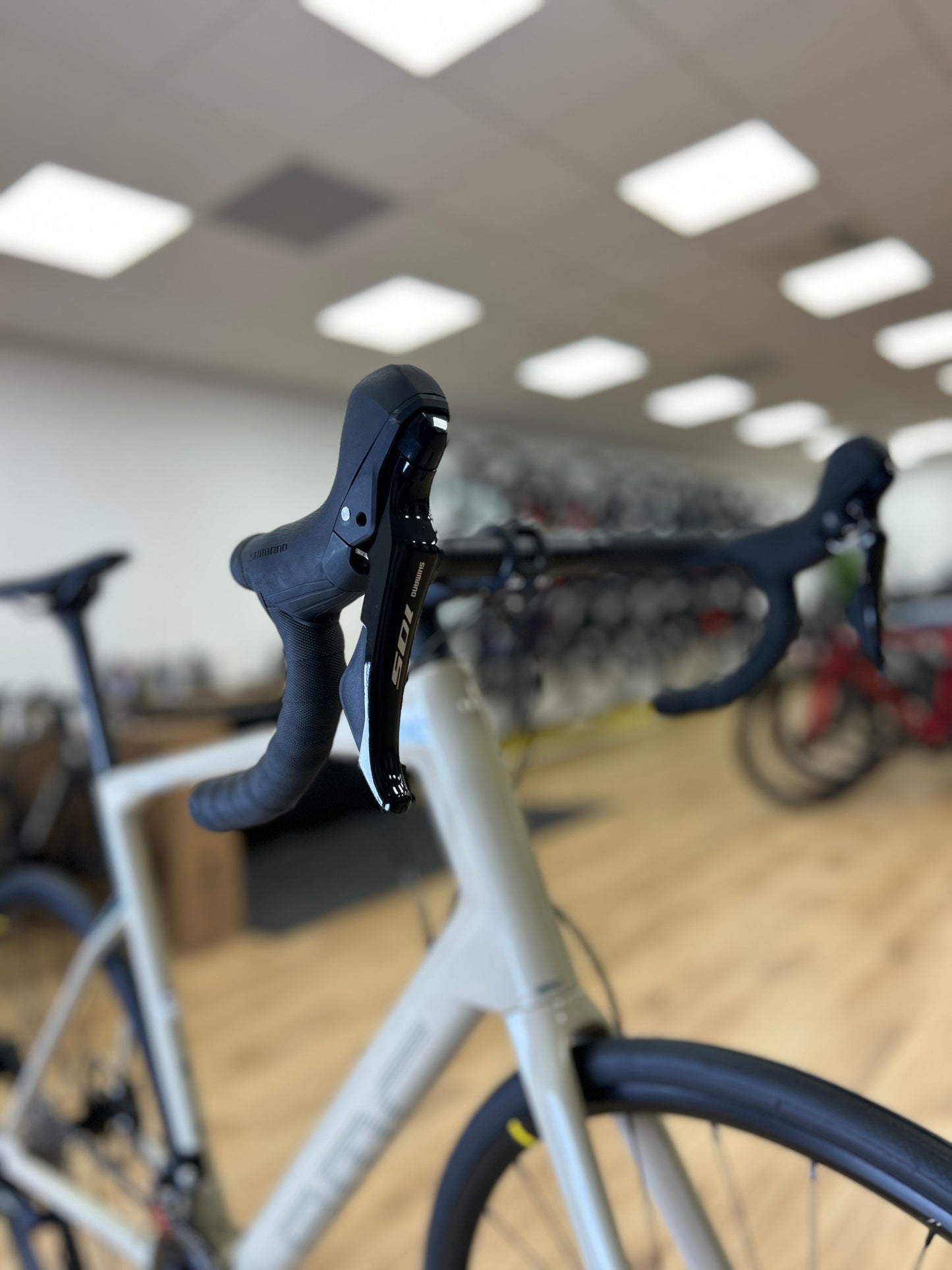 NEW - BMC Road Machine Carbon Disc Racefiets