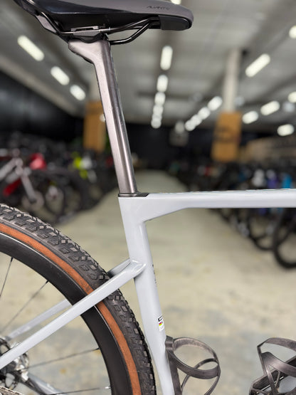 BMC Kaius 01 ONE SRAM RED eTap Gravel Fiets