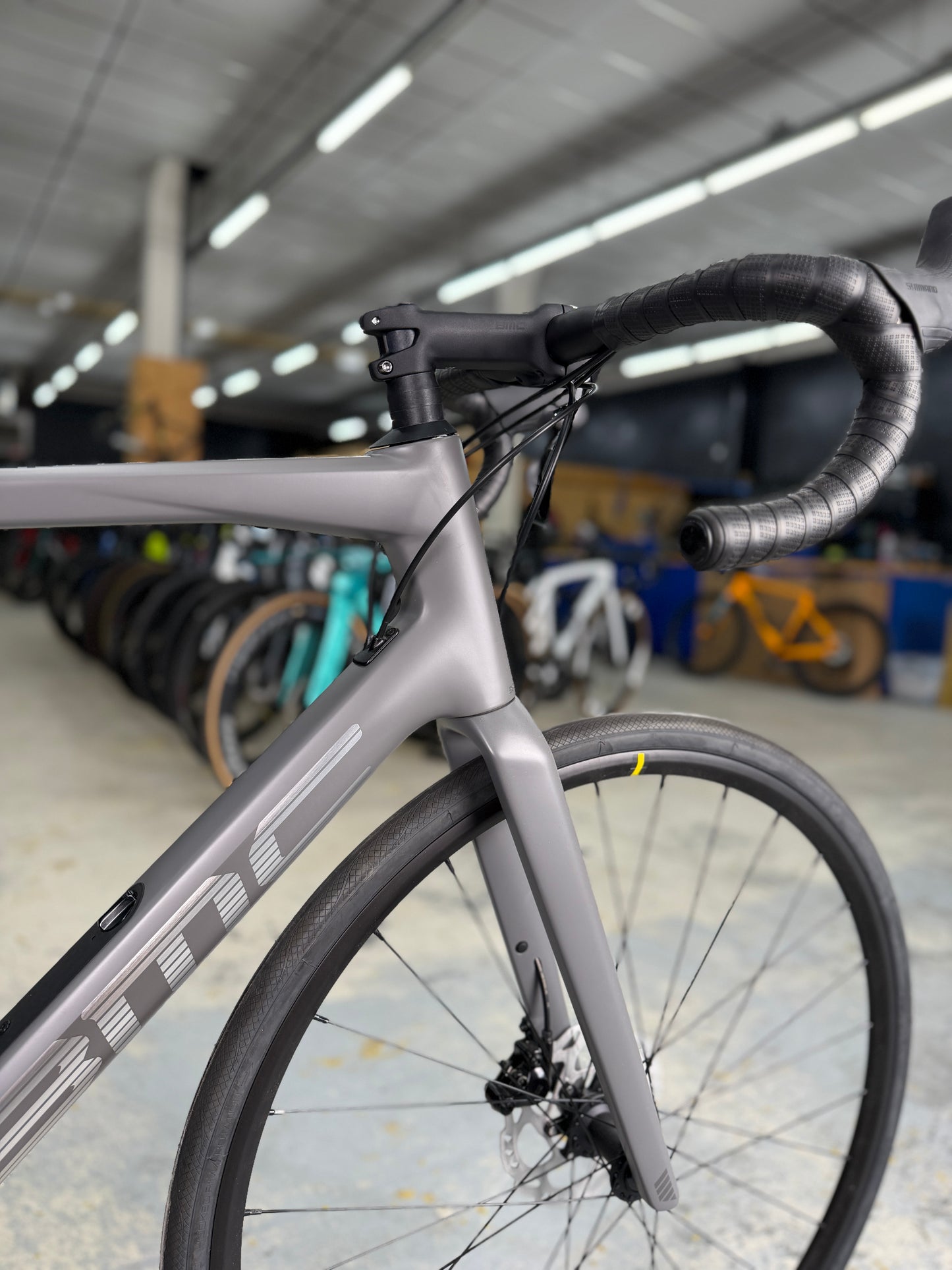NIEUW BMC Roadmachine FIVE Carbon Racefiets