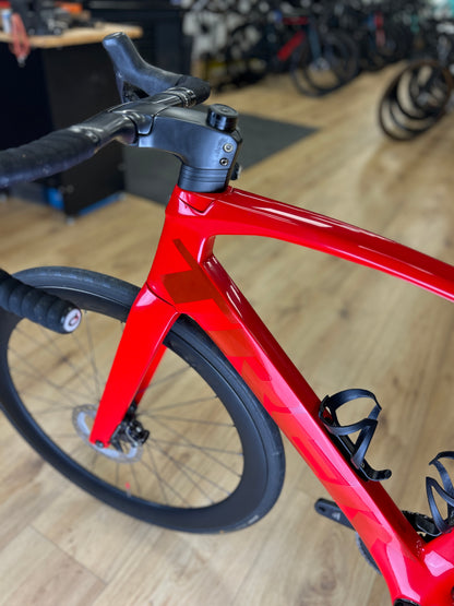 Trek Madone SL7 Di2 Carbon Road Bike
