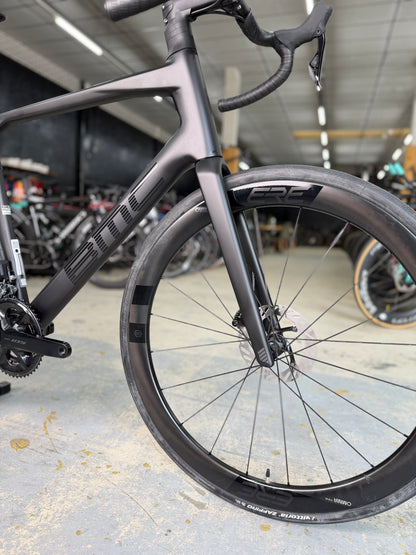 NIEUW BMC Roadmachine Di2 Carbon Racefiets