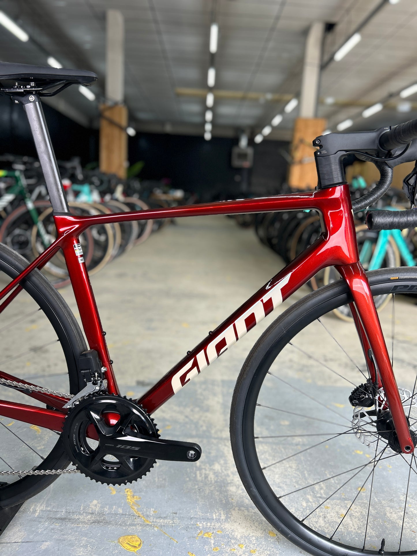 Showroom Model Giant TCR Advanced 1 Di2 Carbon Road Bike