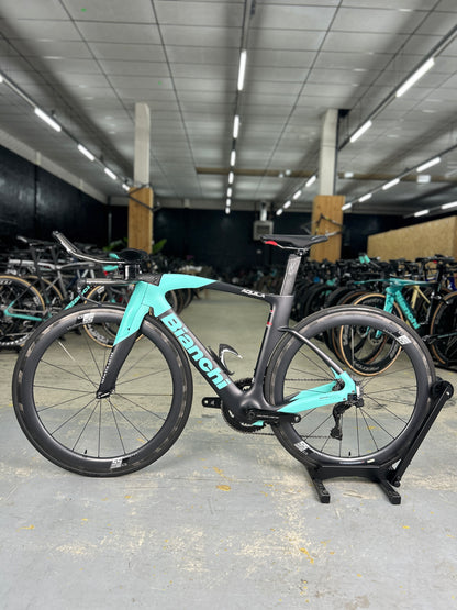 Bianchi Aquila CV Di2 Carbon Racefiets