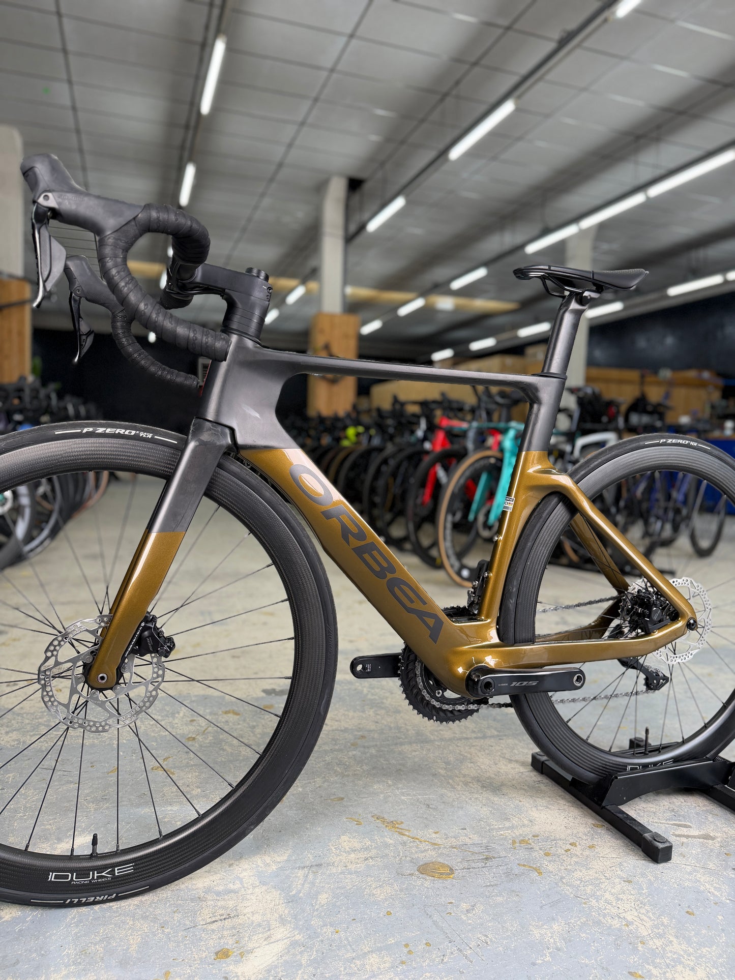 Orbea Orca Aero M30iLTD Di2 Carbon Racefiets