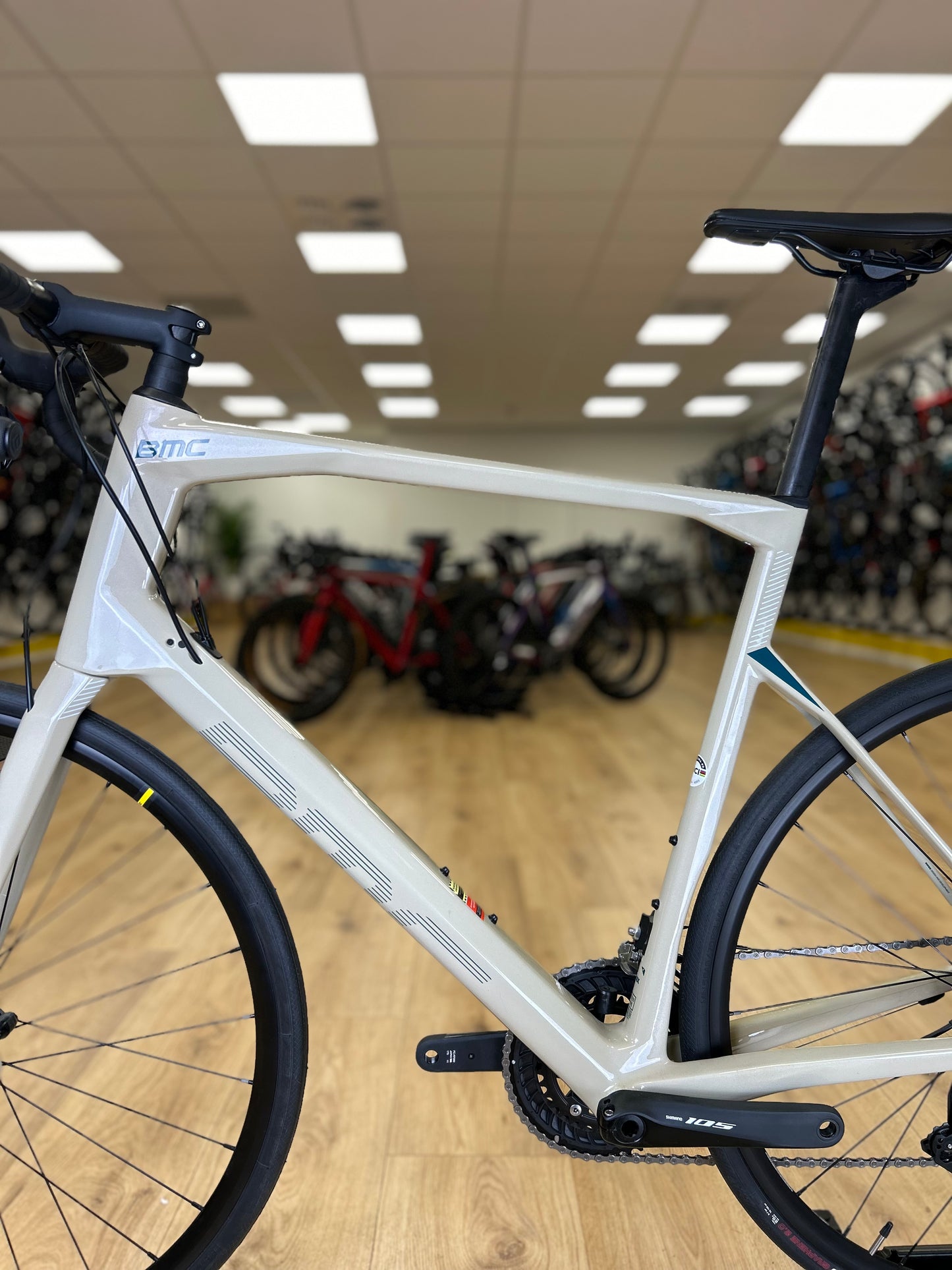 NEW - BMC Road Machine Carbon Disc Racefiets