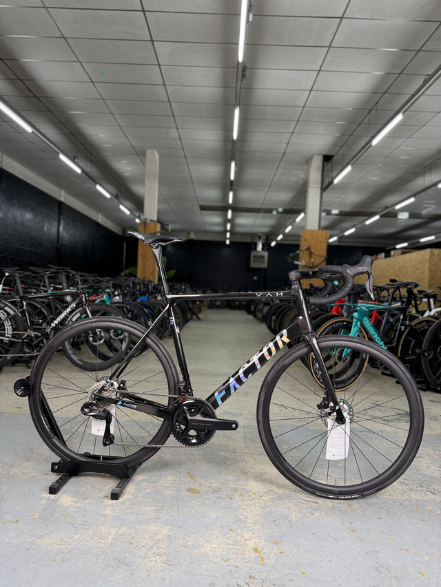 NIEUW Factor O2 VAM Di2 Carbon Racefiets