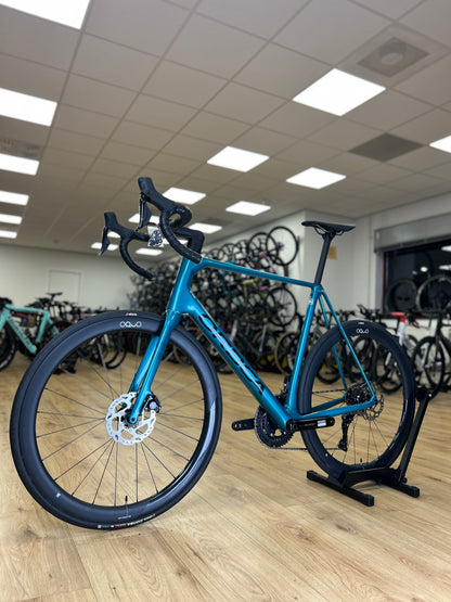 0km Showroom Model Orbea Orca M30iTEAM Di2 Carbon Racefiets