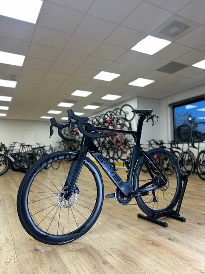 Elves Falath Pro Di2 Carbon Racefiets