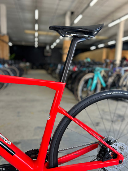 NEW BMC Teammachine SLR Di2 Carbon Road Bike
