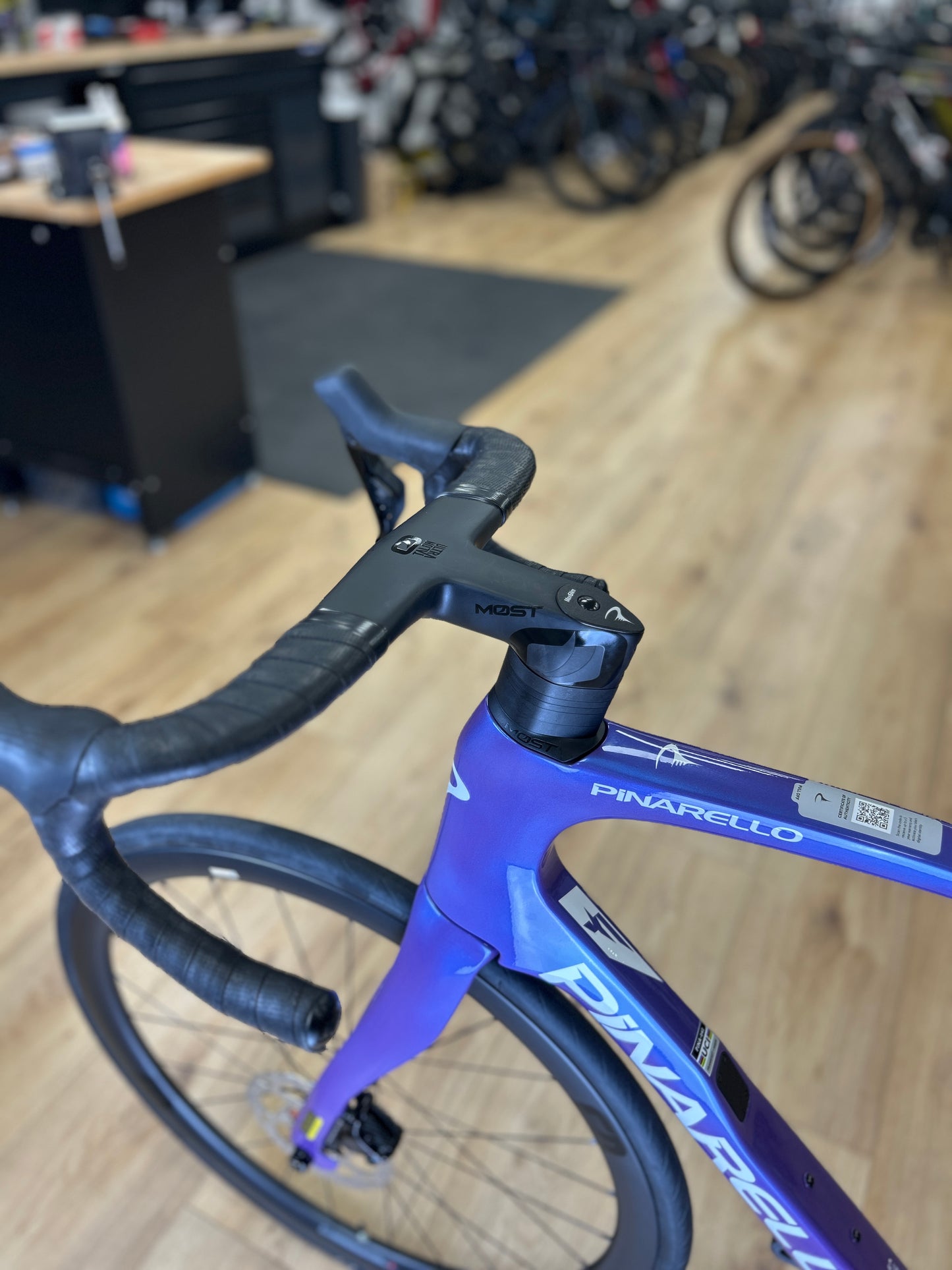 0km Showroom Model Pinarello F5 Di2 Carbon Racefiets