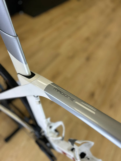 Trek Madone SL7 AXS Carbon Road Bike