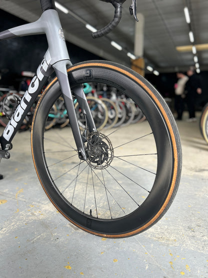 Bianchi Oltre XR4 AXS Carbon Road Bike
