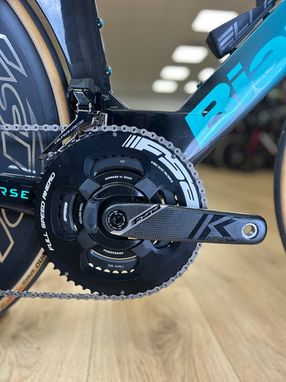 Bianchi Aquila RC Disc Di2 Carbon TT