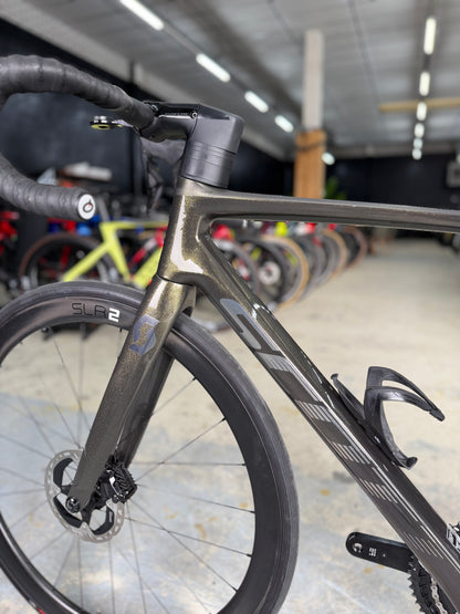 2000km Scott Addict RC Di2 Carbon Racefiets