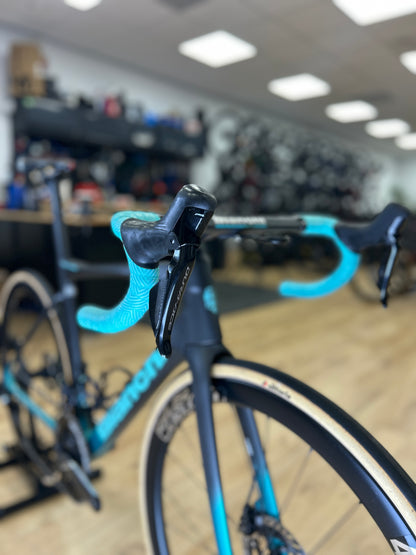 Bianchi Specialissima RC Di2 Dura Ace Carbon Road Bike