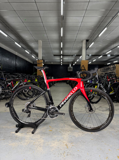Pinarello F eTap Red Carbon Racefiets