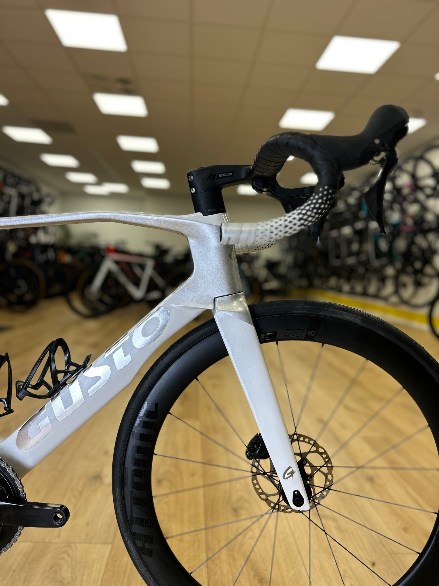 500km Gusto Duro EVO Racefiets