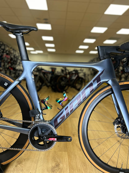 Giant propel full Carbon AXS Disc Racefiets