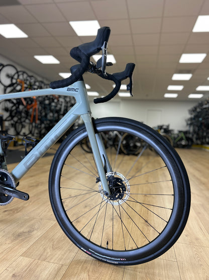 BMC Roadmachine 01 DI2 Carbon Racefiets