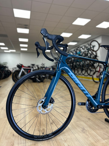 Giant Defy Carbon Racefiets
