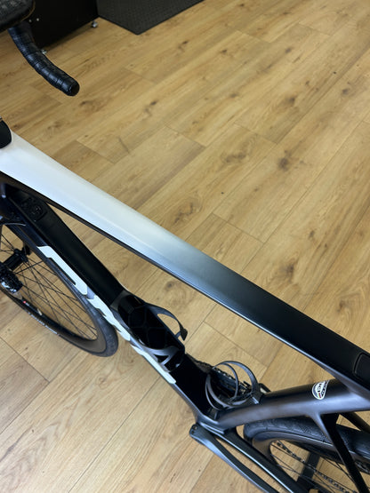 BMC TeamMachine SLR01 Di2 Carbon Racefiets
