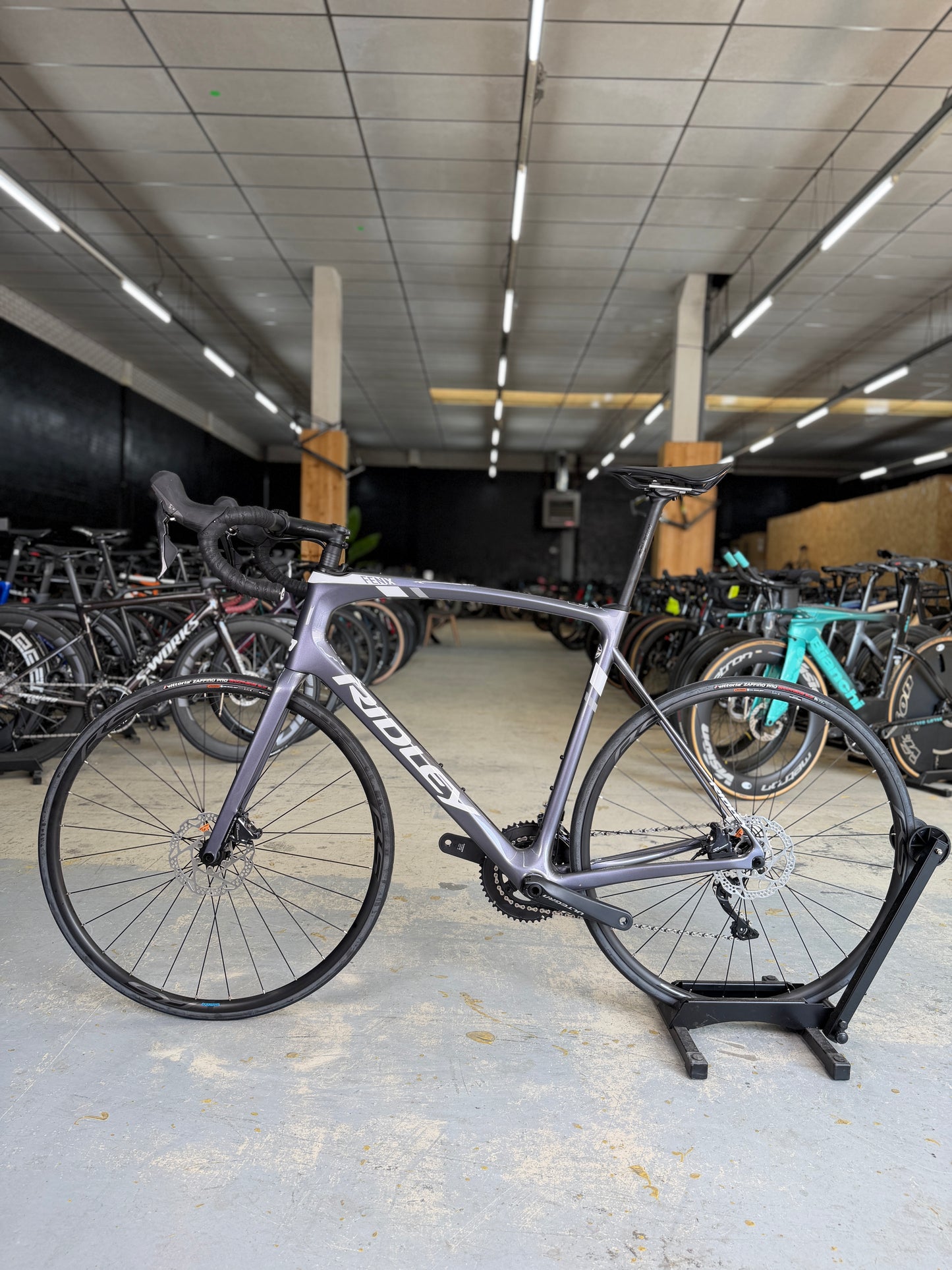 NIEUW Ridley Fenix Carbon Racefiets