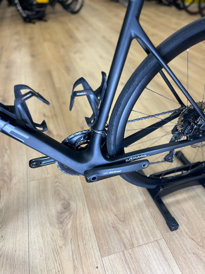 Cube Attain GTC Di2 Carbon Road Bike