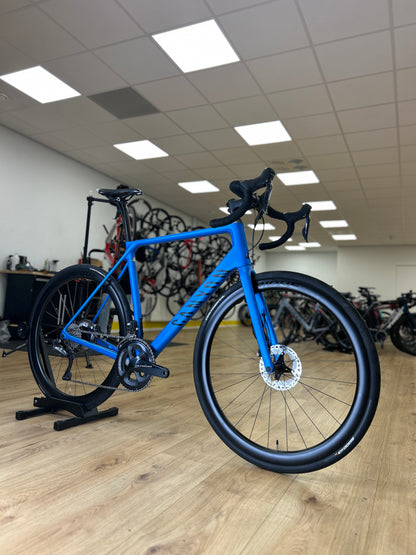 Canyon Endurace CF SL8 Di2 Carbon Disc Racefiets
