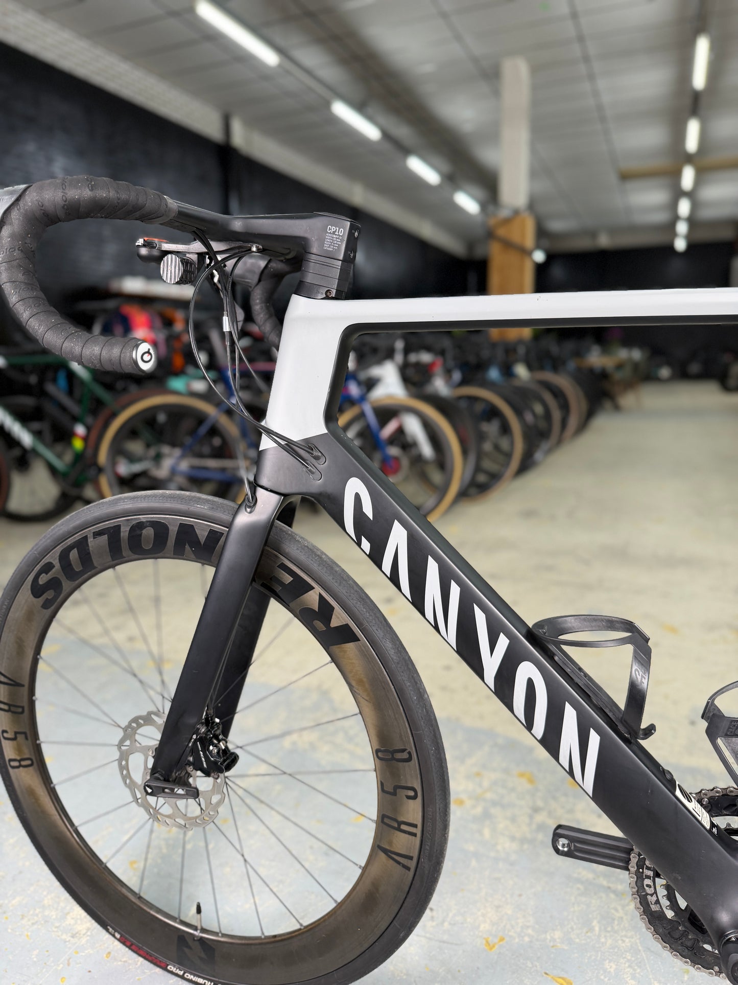Canyon Aeroad Carbon Racefiets