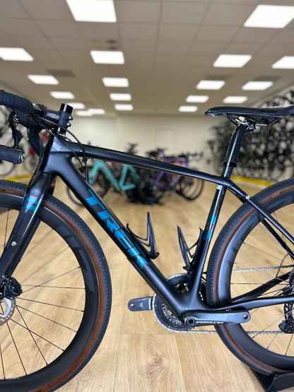 TREK Checkpoint SL6 Full Carbon Disc Racefiets