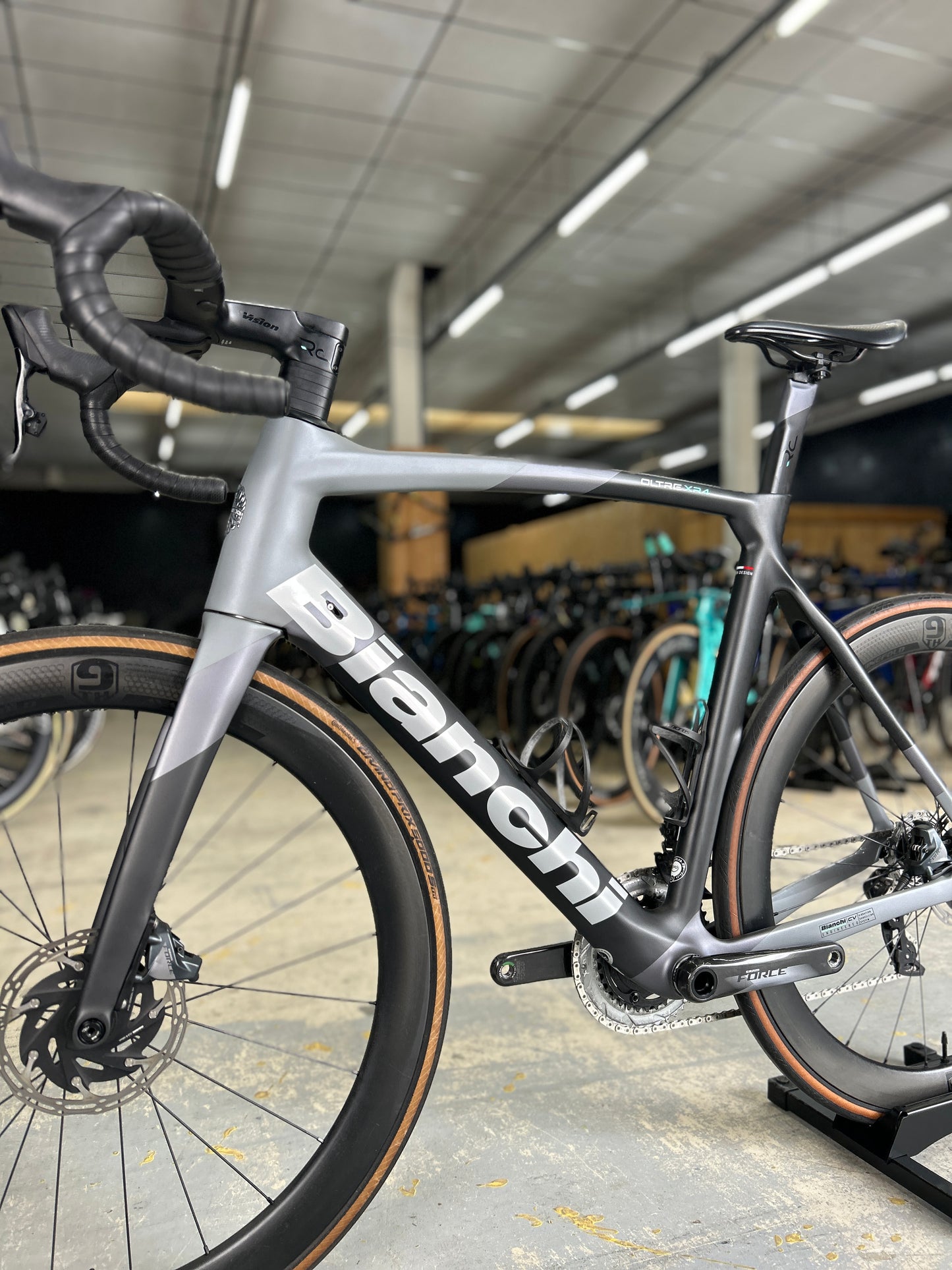 Bianchi Oltre XR4 AXS Carbon Road Bike