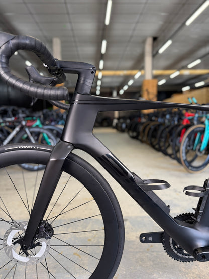 NIEUW BMC TeamMachine R01 Di2 Carbon Racefiets