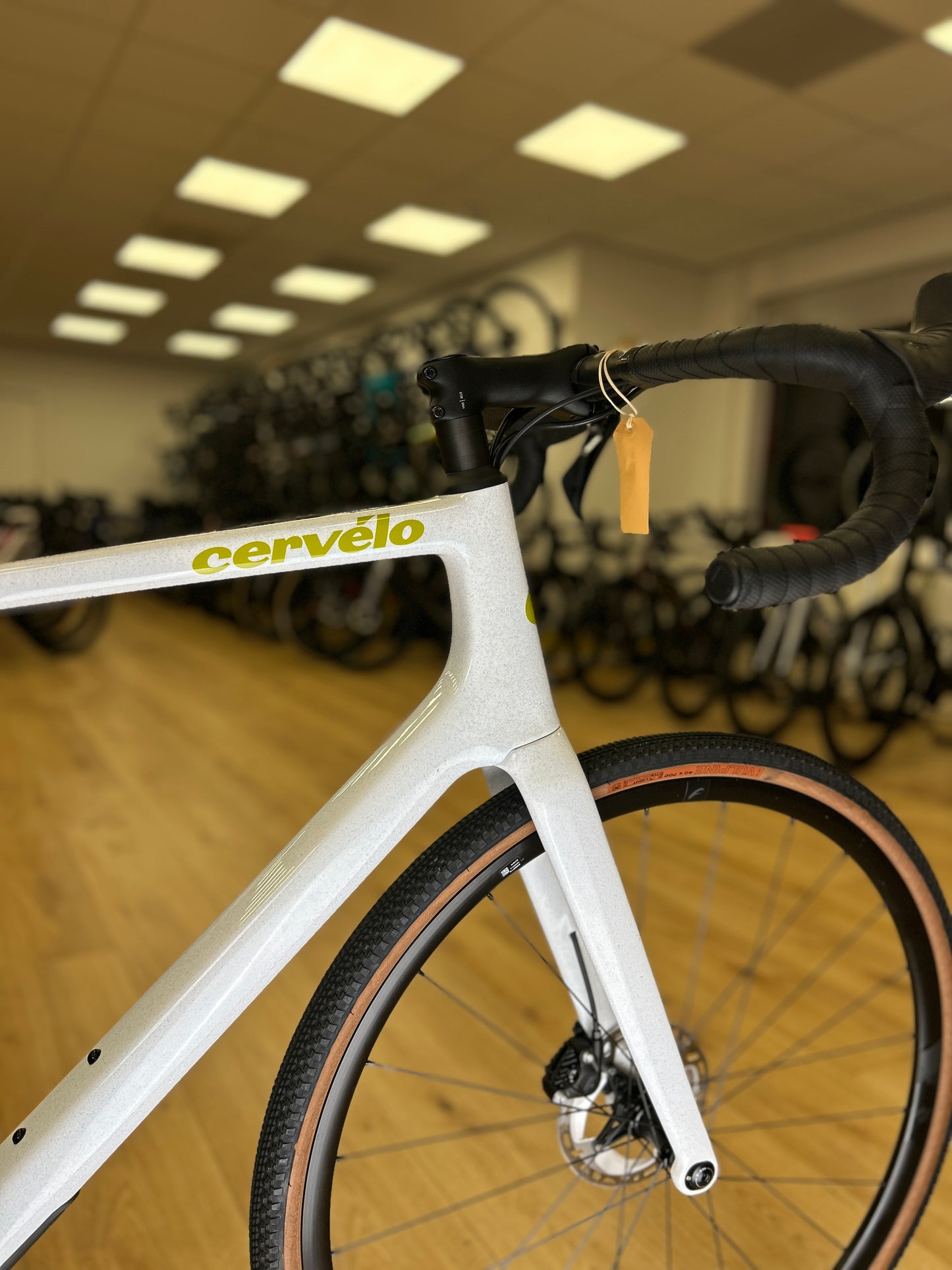 0km Showroom Model Cervélo Áspero Gravel Fiets