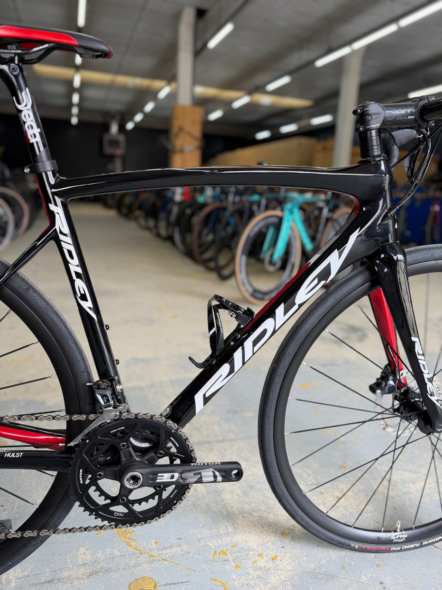 Ridley Fenix ​​SL Carbon Road Bike